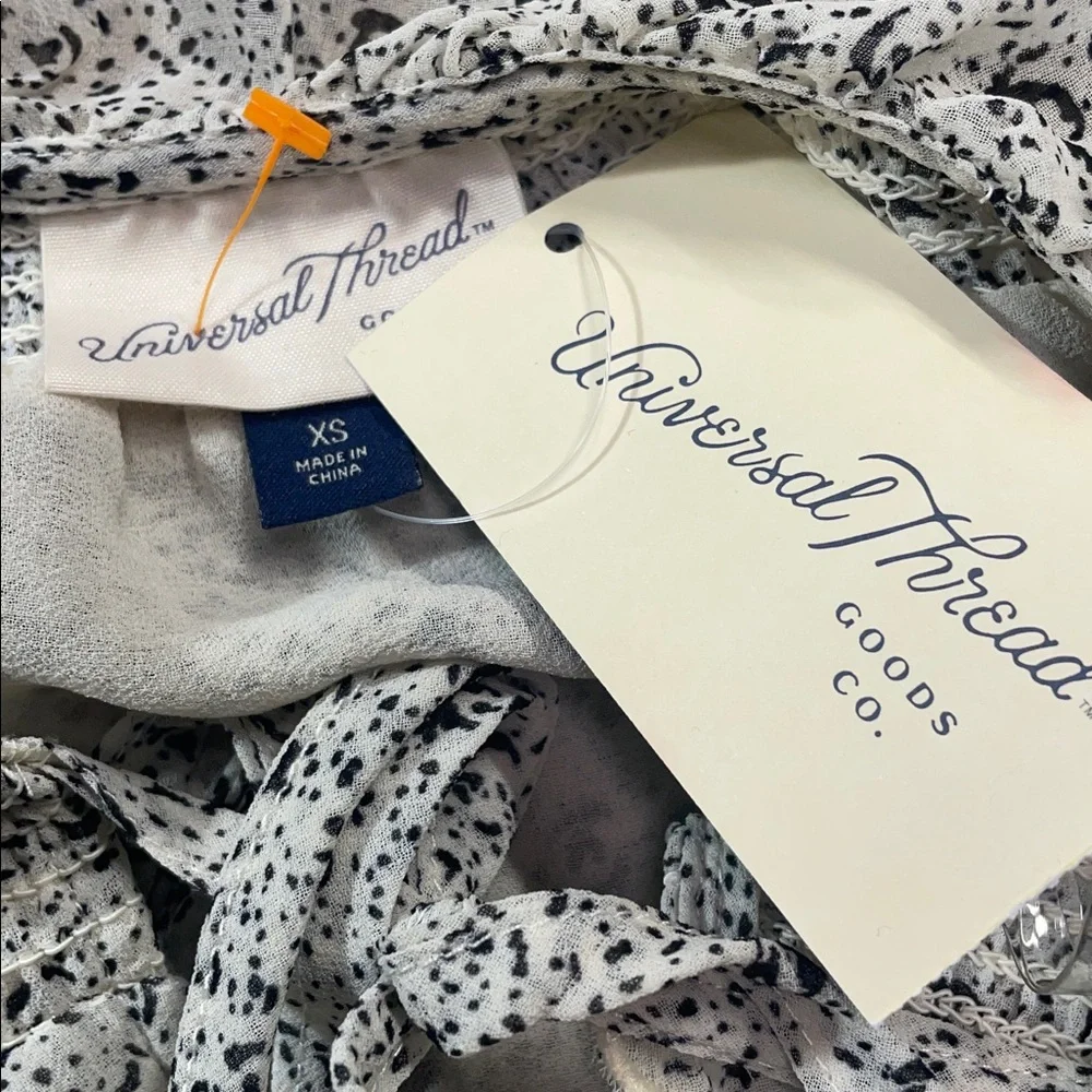 Universal Thread Bohemian Ruffled Long Sleeved Smock Blouse Var Sizes | NWT - Picture 6 of 8